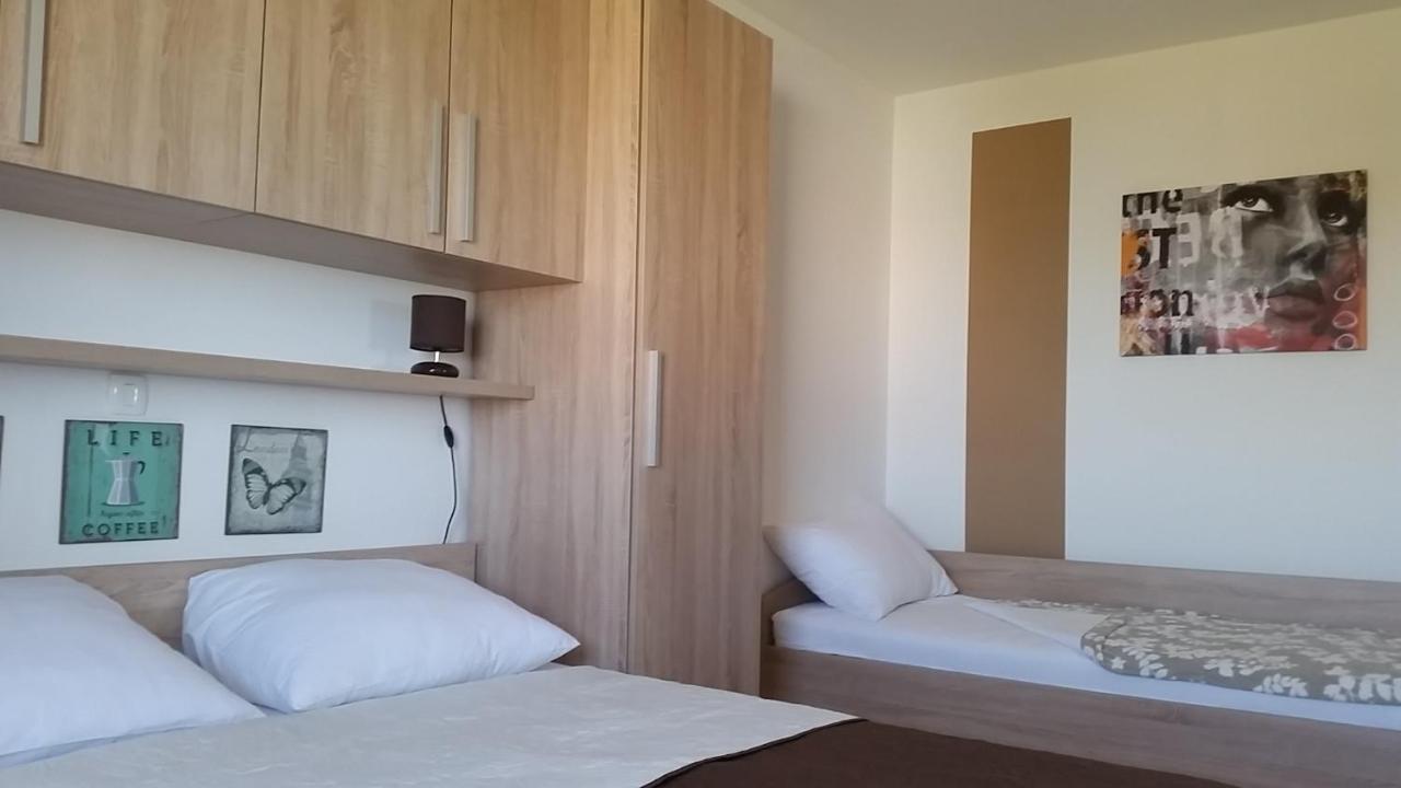 Apartman Mihalj Zadar-Rtina Miletici 外观 照片